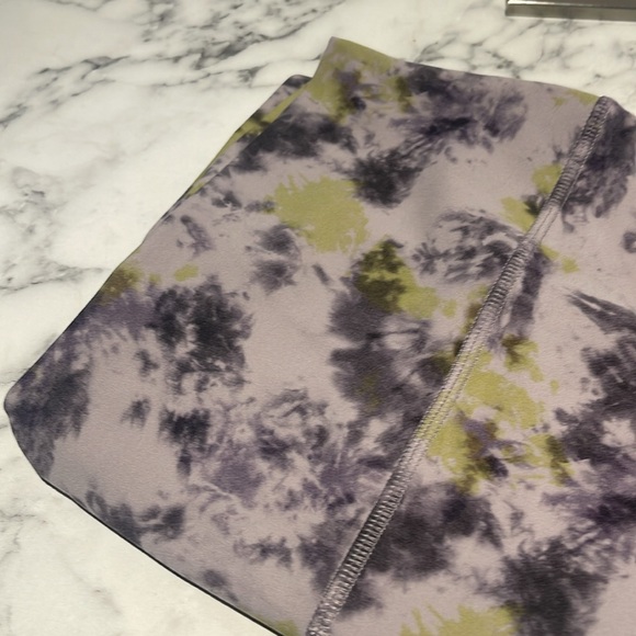 NWT/LULULEMON ALIGN HR Tie Dye Mauve Grey Leggings. 28”/Size 16. Brand New w/tag - Picture 4 of 10